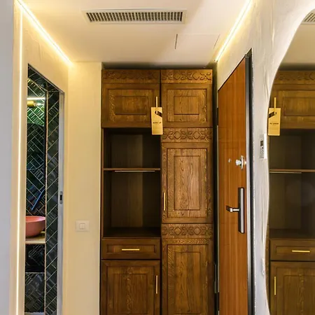 Nishani Boutique 汽车旅馆