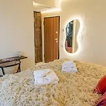 Nishani Boutique 3* Boekarest