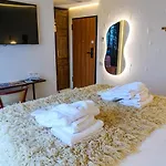 Nishani Boutique 3*