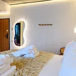 Motel Nishani Boutique