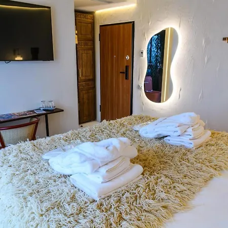 Nishani Boutique 3*
