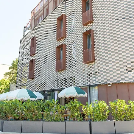 Motell Nishani Boutique