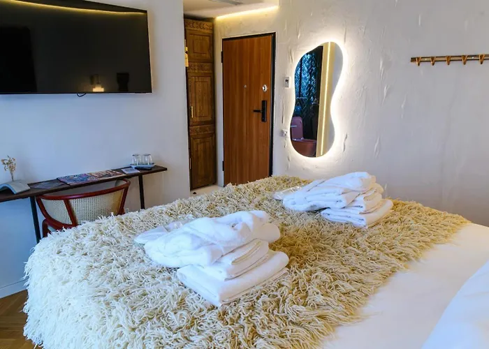 Nishani Boutique 3*