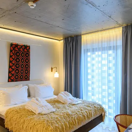 Nishani Boutique 3*