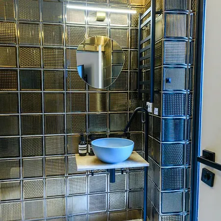 Nishani 5 Stars Boutique Μοτέλ *