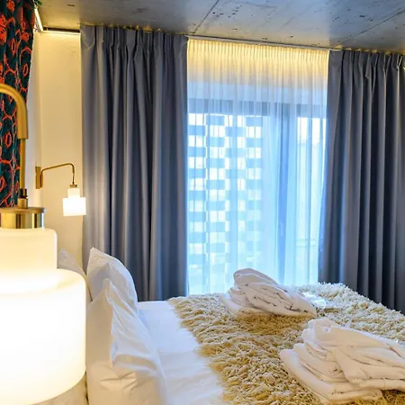 Motel Nishani 5 Stars Boutique